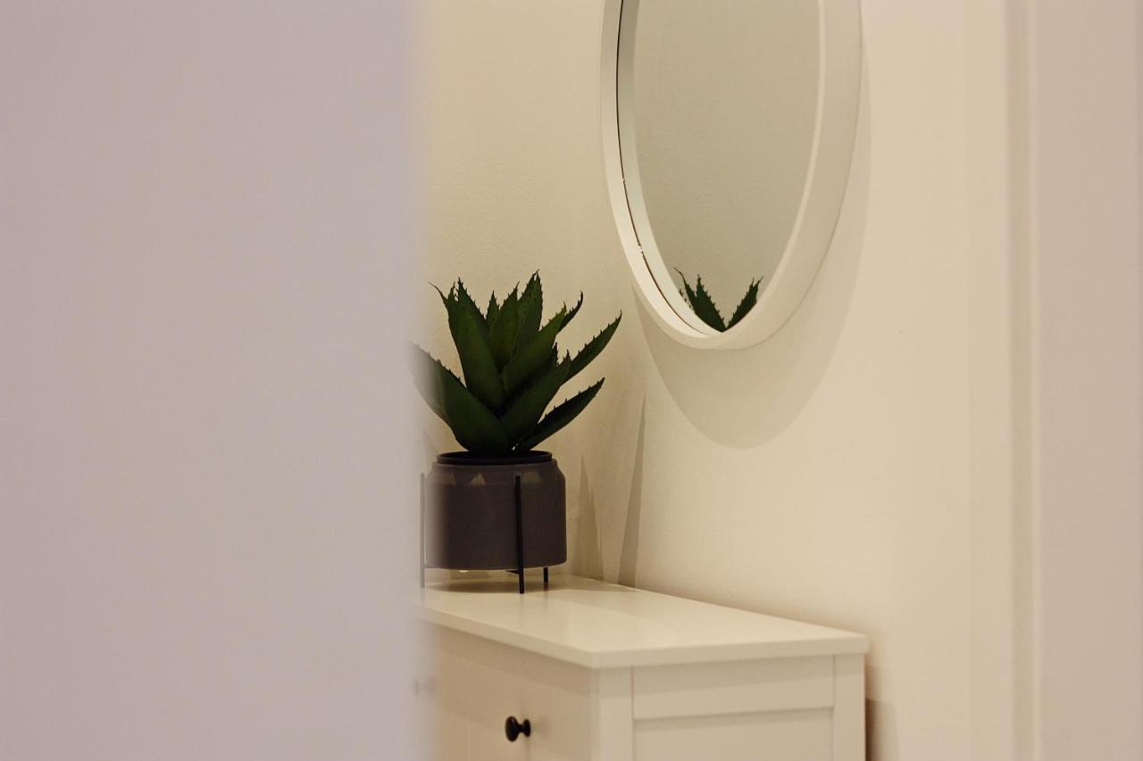 סופטאר Apartman Ivana מראה חיצוני תמונה