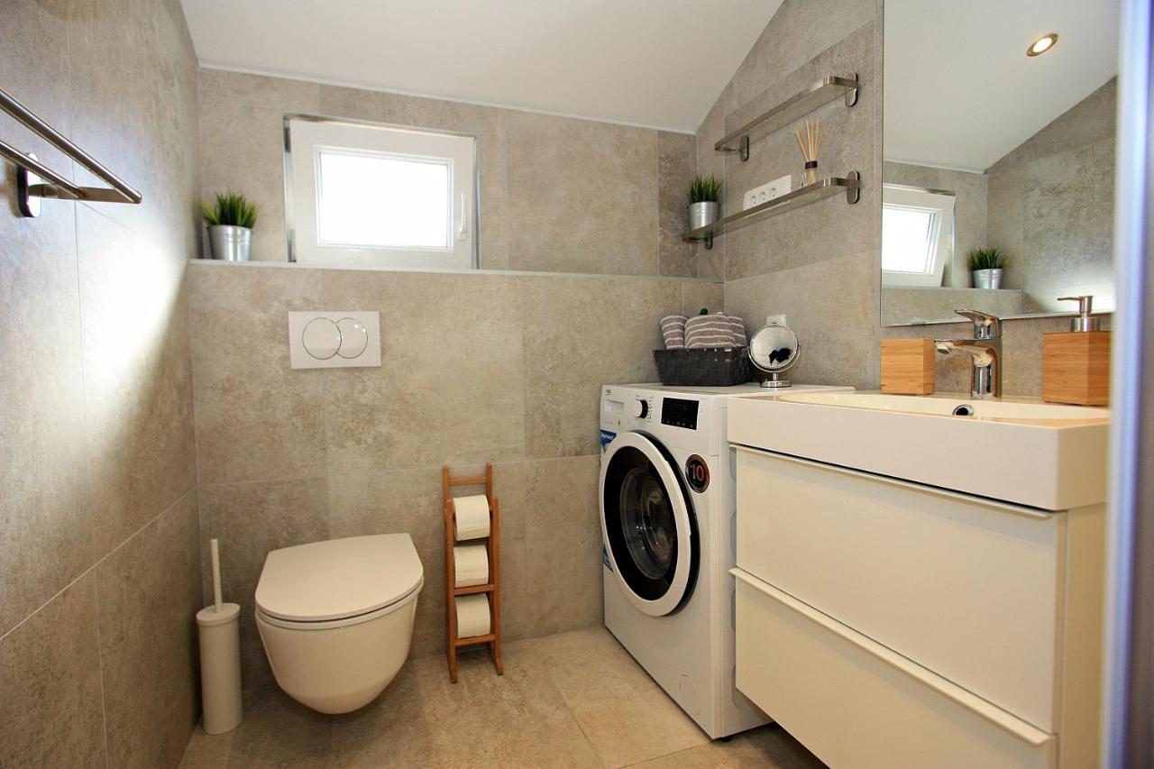 סופטאר Apartman Ivana מראה חיצוני תמונה